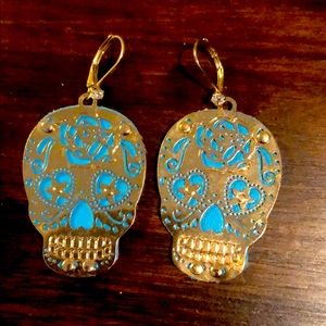 Betsy Johnson skull earrings